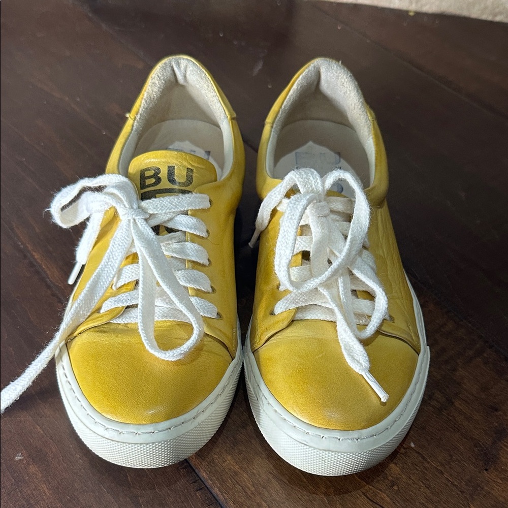 Bueno Yellow Women's Sneakers sz 37